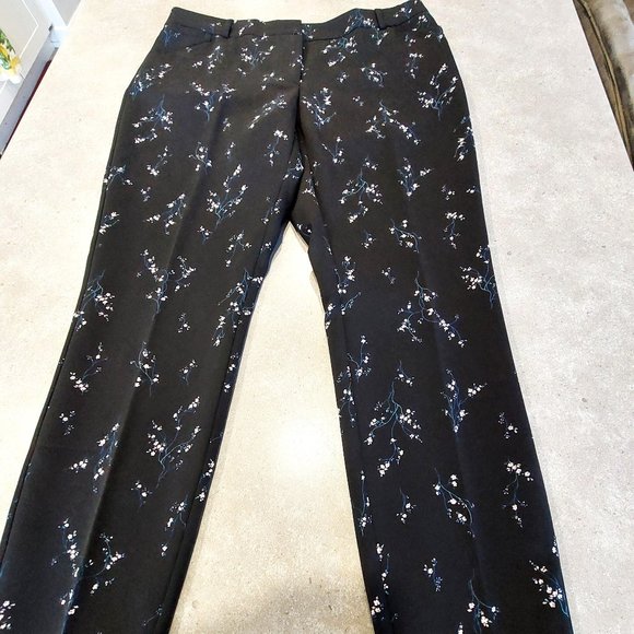 ** DONATED ** Women's Black w/Mini Florals Print Straight Leg Pant - Size 12 - Picture 1 of 12